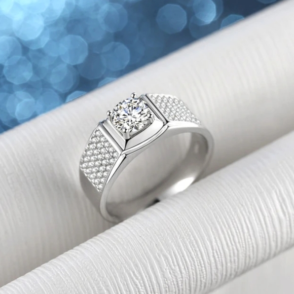 Sterling Silver engagement ring with 1ct moissanite size 8, 5 - Picture 5 of 7